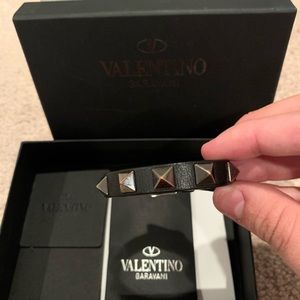 VALENTINO STUD BRACELET
